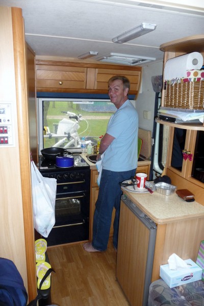 Rodney cooking up a 'continental' english brekky