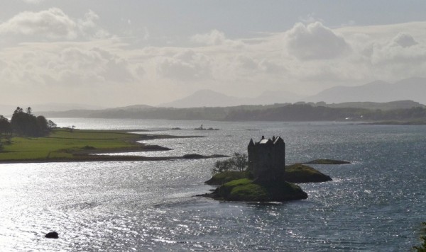 111 Castle Stalker from Portnacroish (800x475)