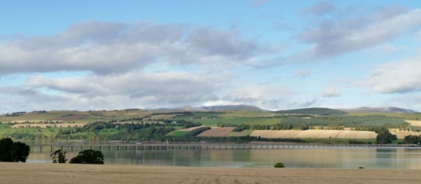 148 Cromarty Firth from the Black Isle (800x351)