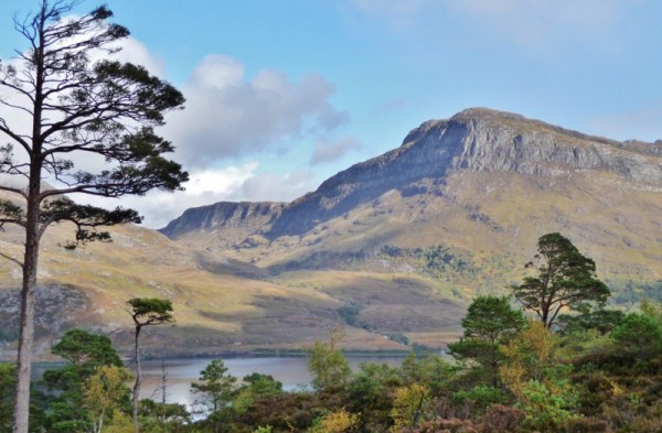 188 Beinn A Mhuinidh from Beinn Eighe forest walk