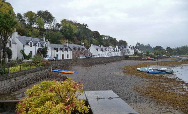 271 Plockton in the rain