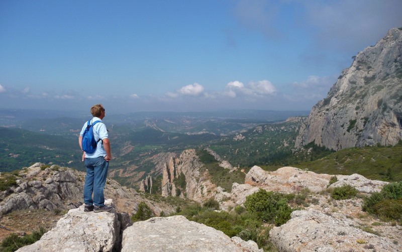 Rodney looking west below Mont Sainte Victoire