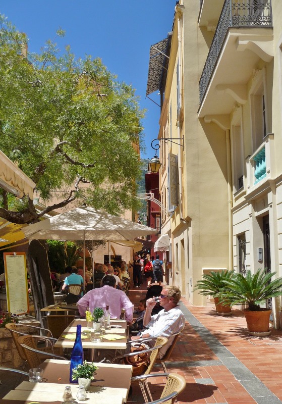 Rodney lunching in Monaco Ville