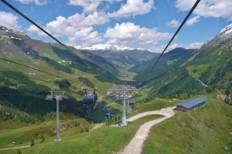 On the way back down to Hintertux