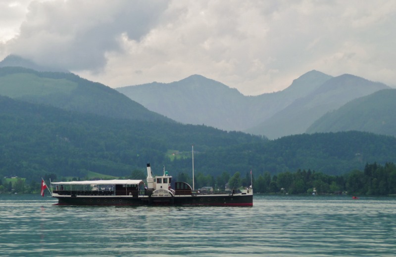 The Kaiser Franz Josef I paddle steamer on Wolfgansee