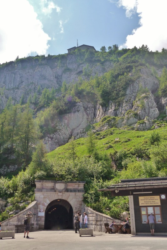 Entry to the tunnel and Kehlsteinhaus above