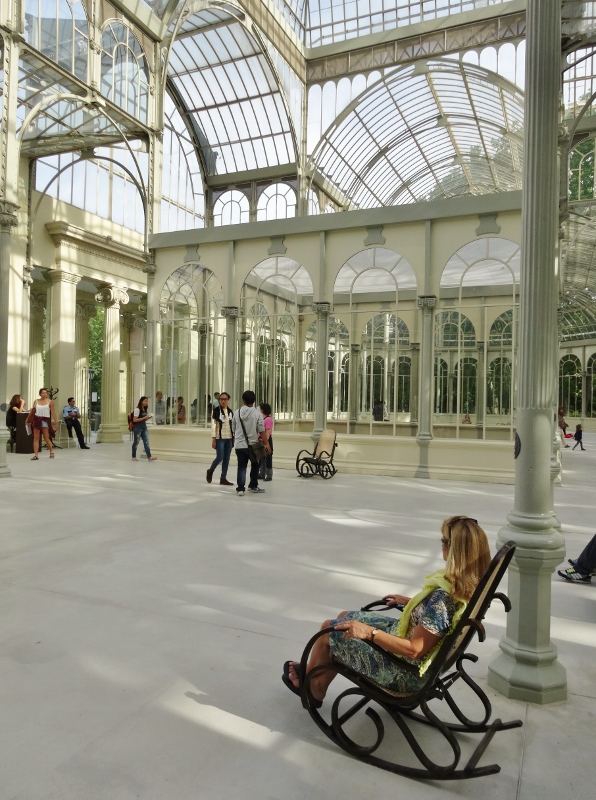  Rocking in the Palacio de Cristal