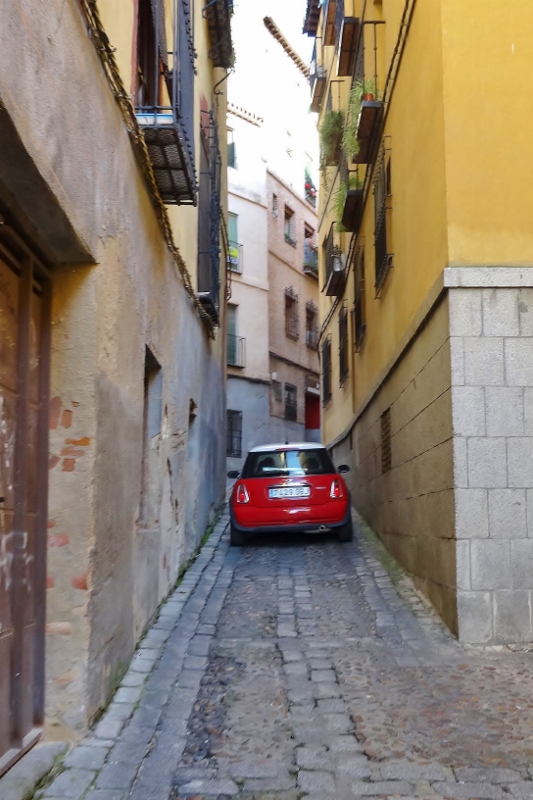 Mini sized laneway