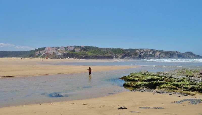 Paddling at Praia de Odeceixe