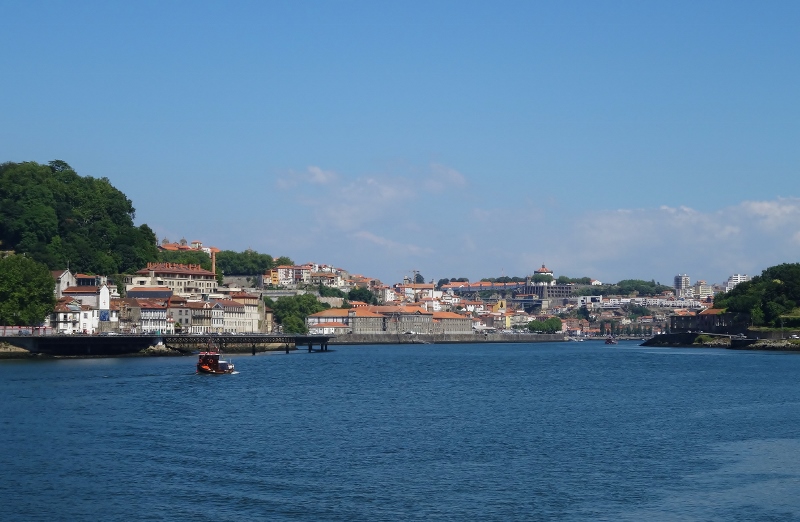 Porto across the Rio Doura