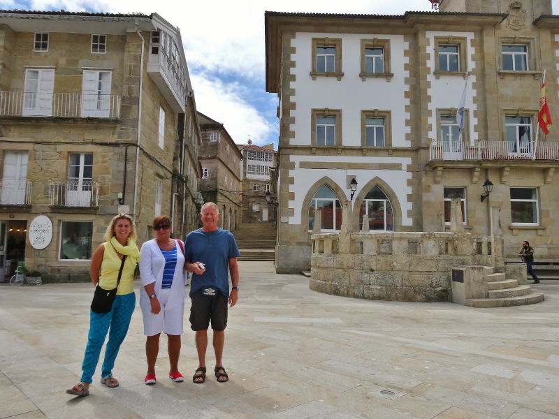 Laura, Nicky and David in Muros