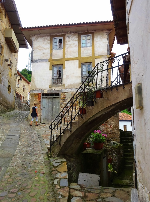 Lastres