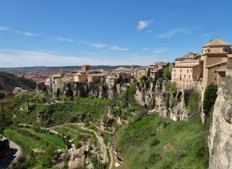 The iron bridge across to Cuenca