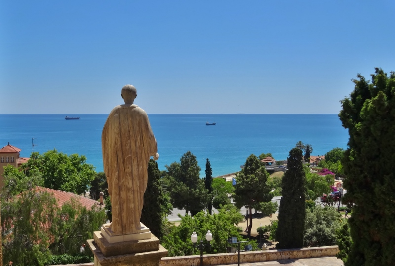 The view from Placa del Rei