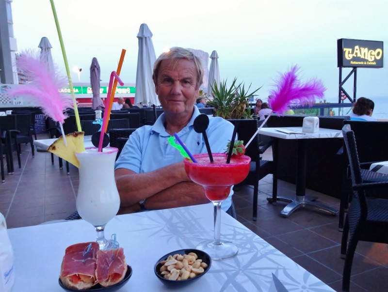 Cocktail time again this time after dinner.... 