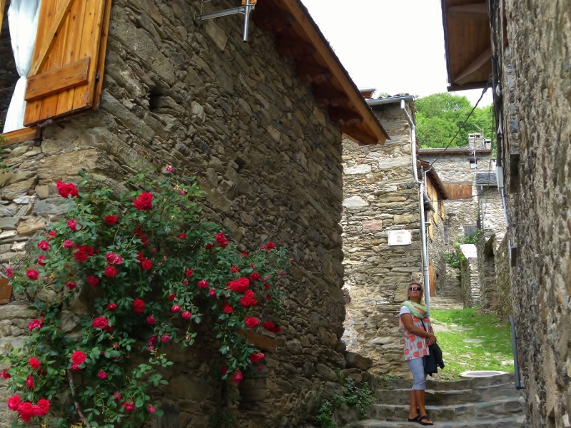 In the main streets of Queralbs 