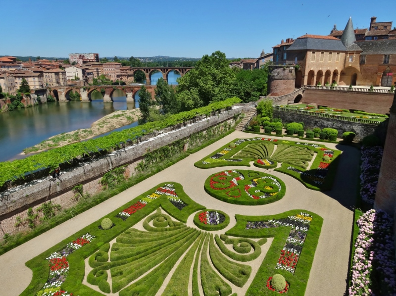 The garden in Le Palais de la Berbie