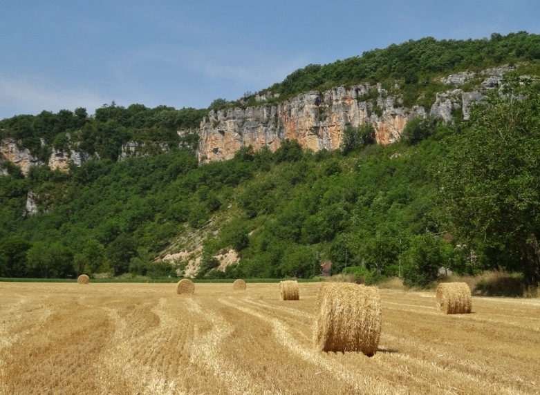 Haystacks in the Céle Valley 