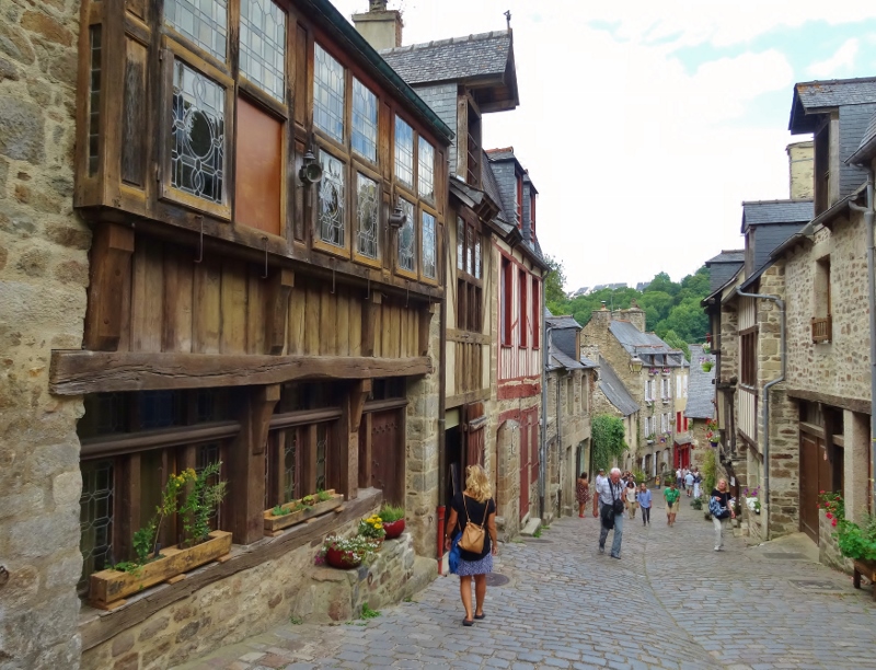 Strolling down the Rue du Jerzual