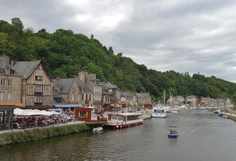 Dinan port