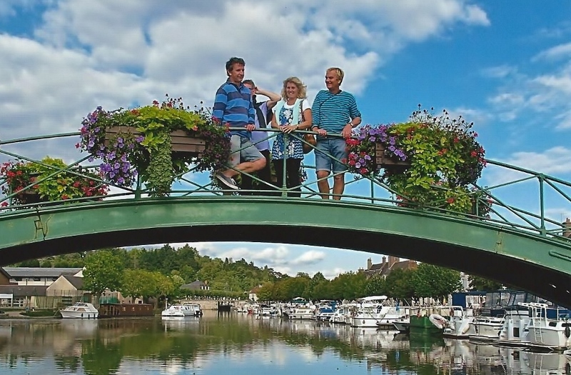 Flowery Briare