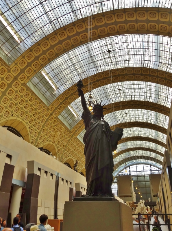 Inside the Musée d’ Orsay