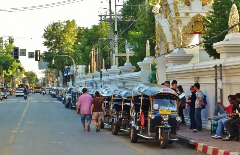 Tuk-tuks outside Wat Chedi Luang, Chiang Mai
