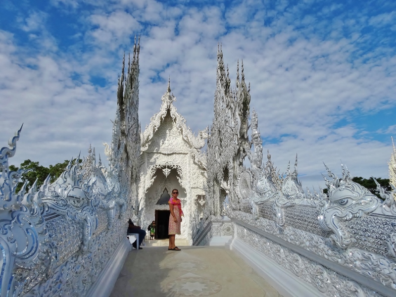  Slightly creepy hands at Wat Rong Khun