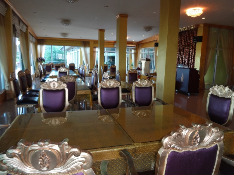 The hotel dining room that was obviously too posh for us to be allowed in.......