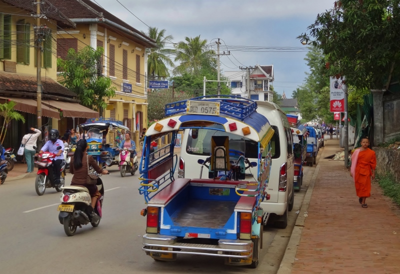 Luang Prabang street scene 