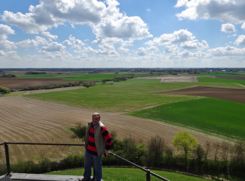Rodney viewing the battlefield from the Butte du Lion