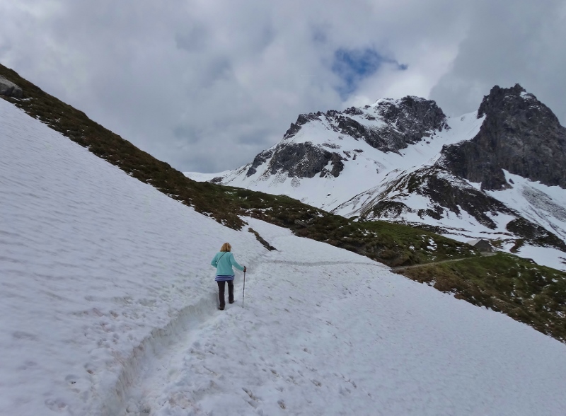 Who forgot to pack the skis?