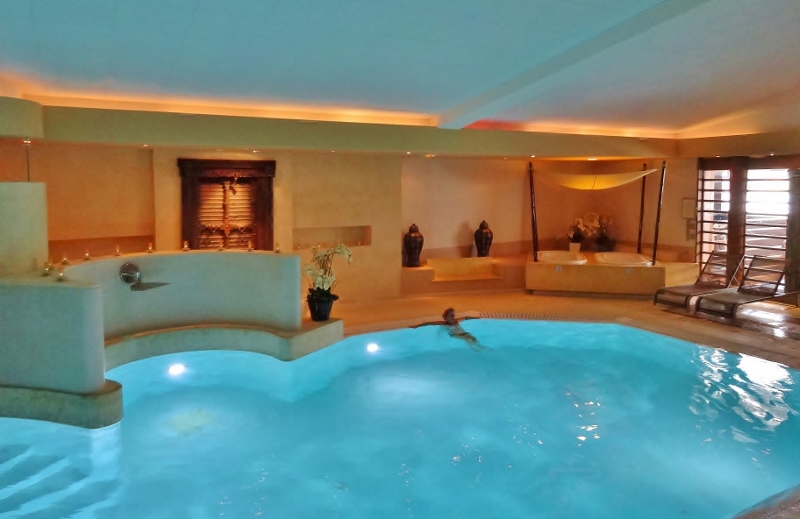 Luxuriating in Le Parc's indoor pool. They're not like this in campsites.......